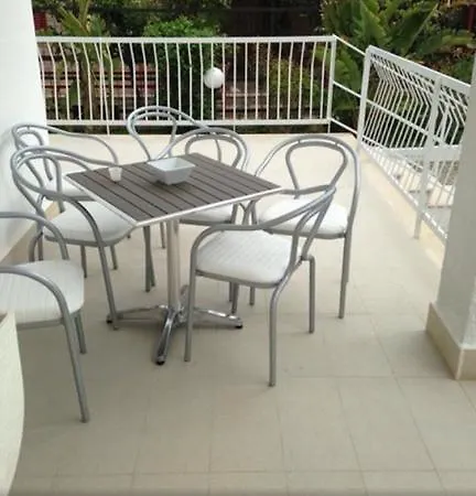 Numero Uno Bed and breakfast 3*