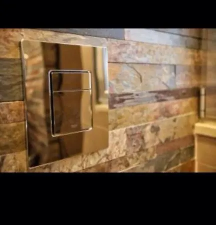 Numero Uno 3* بيشيلي