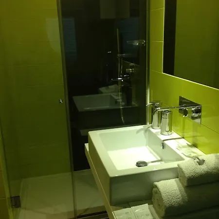 Numero Uno 3* Бишелье